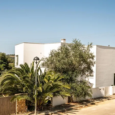 The Hideway, Peaceful Energy & Modern Comfort! Nyaraló