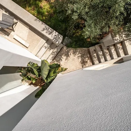 Nyaraló The Hideway, Peaceful Energy & Modern Comfort! *